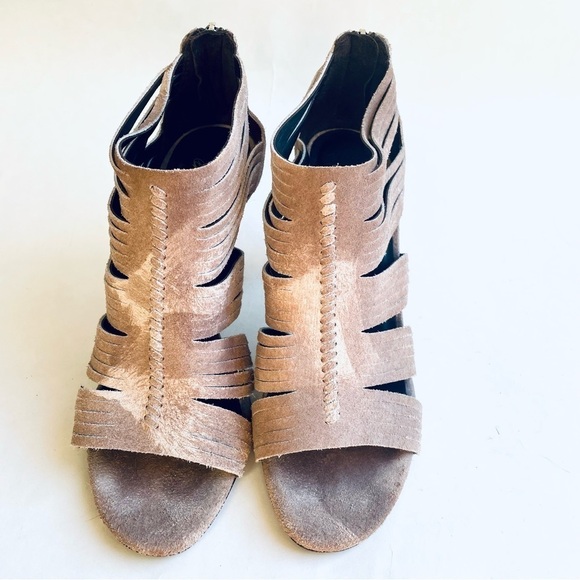 Donald J. Pliner Tan Suede Peep Toe Heels 6.5M - Picture 3 of 11